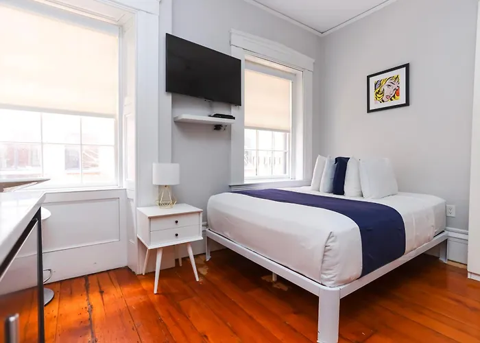 Charming & Stylish Studio On Beacon Hill #12 Boston