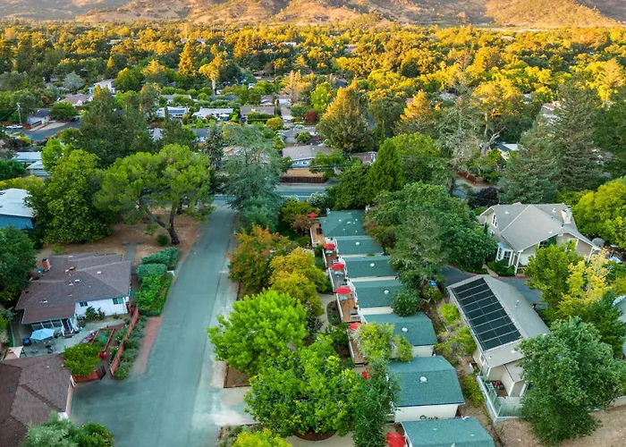 Aurora Park Cottages Calistoga