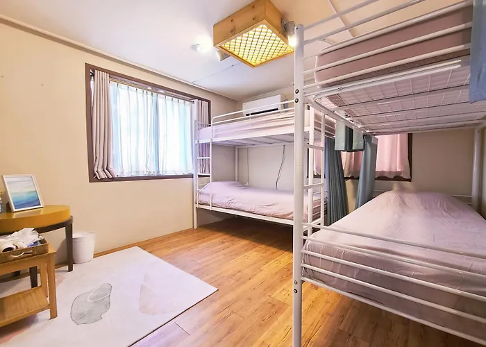 Batwo Stay - For Foreigners Only