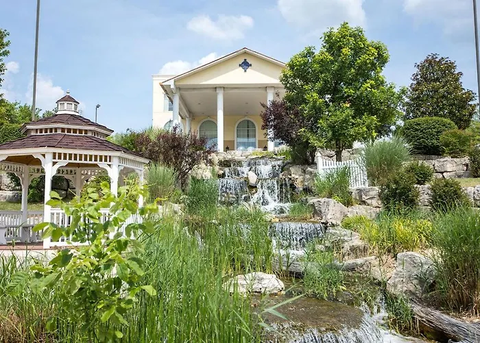 Savannah House Hotel Branson