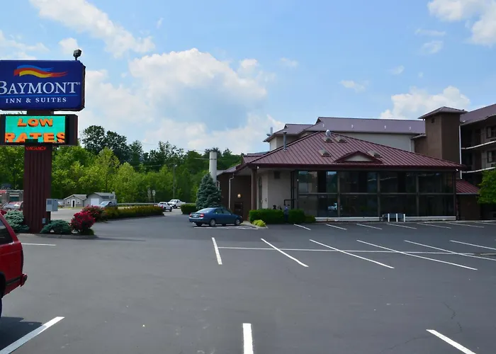 Baymont By Wyndham Pigeon Forge Near Island Drive Hotel
