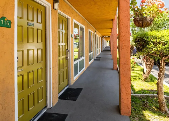Vagabond Inn Costa Mesa