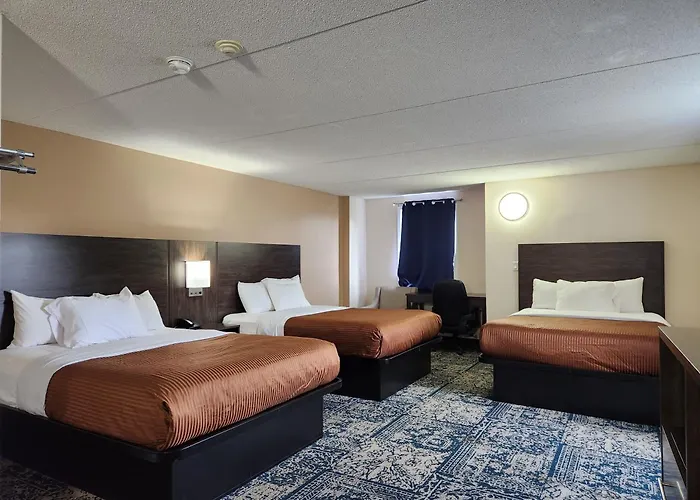 Falls Lodge & Suites Niagara Falls