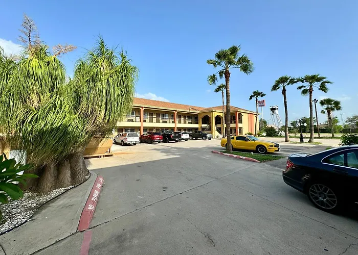 Texas Inn And Suites City Center At University Dr. Edinburg