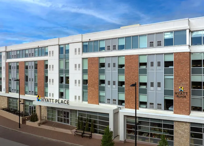 Hyatt Place Boulder Pearl Street - Newly Renovated
