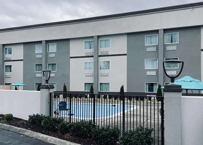 Sleep Inn & Suites West Knoxville