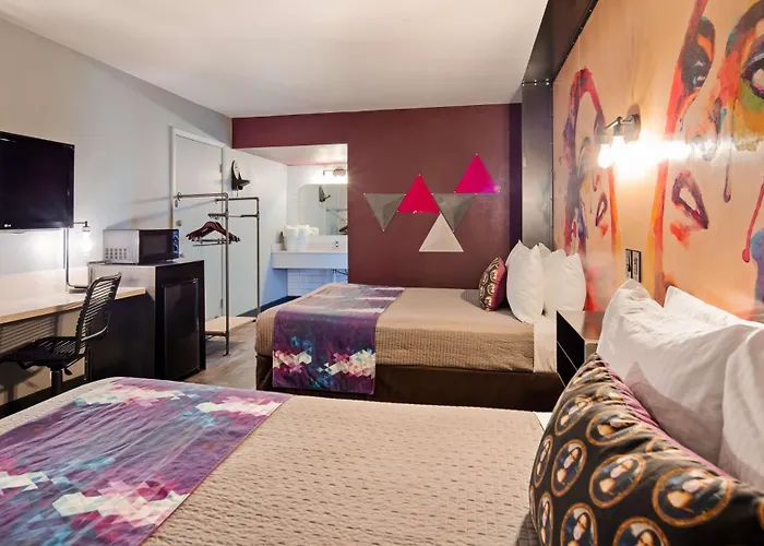 Downtown Phoenix Hotel