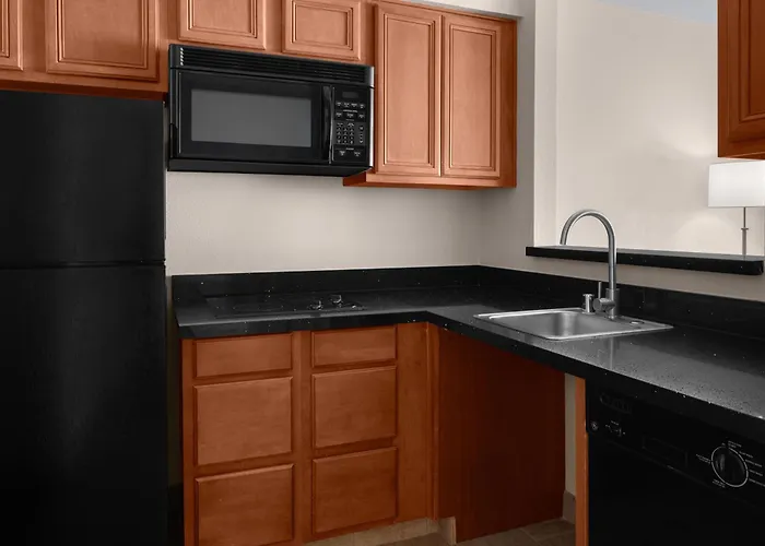 Larkspur Landing Extended Stay Suites Roseville