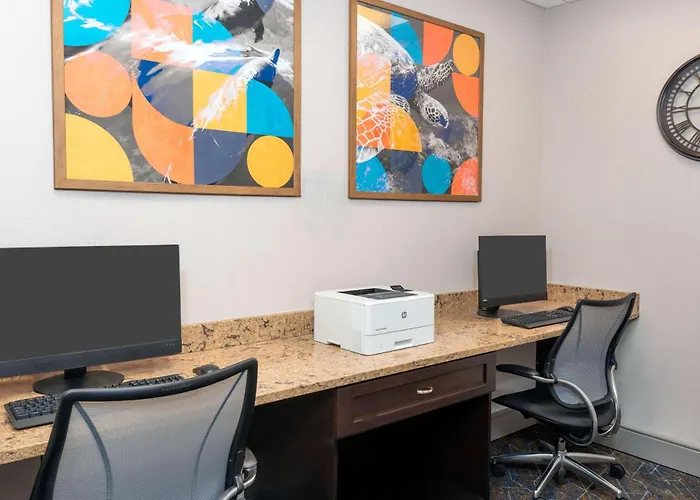 Hampton Inn And Suites Clearwater Beach