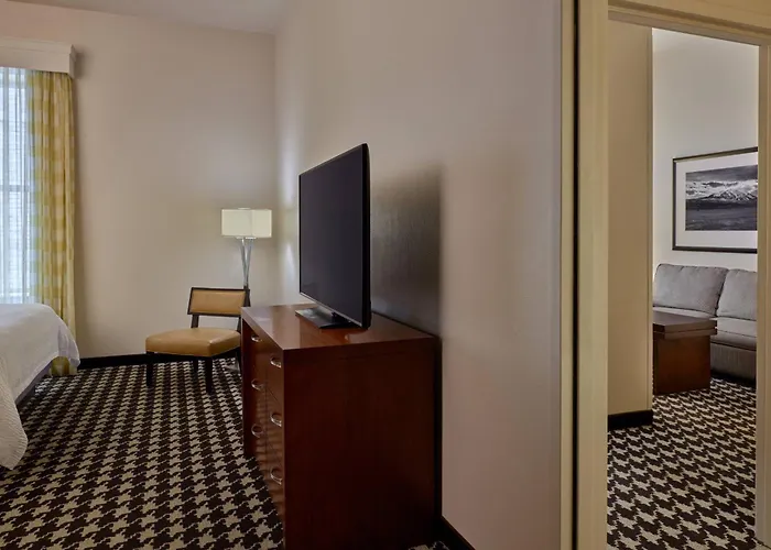Courtyard By Marriott Denver Downtown