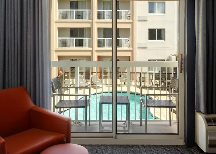 Courtyard By Marriott Myrtle Beach Broadway