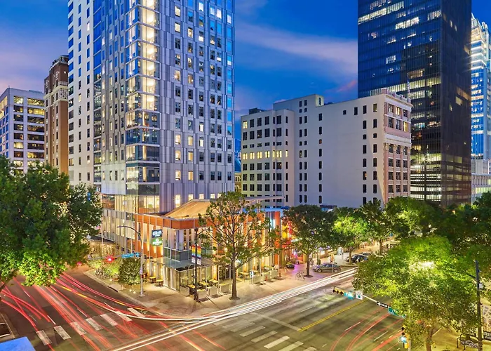 Aloft By Marriott Austin Downtown Hotel