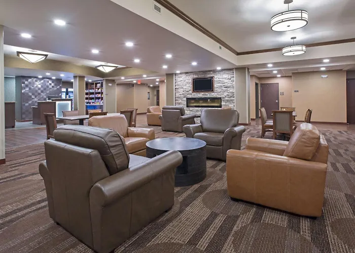 Best Western Plus Lincoln Inn & Suites