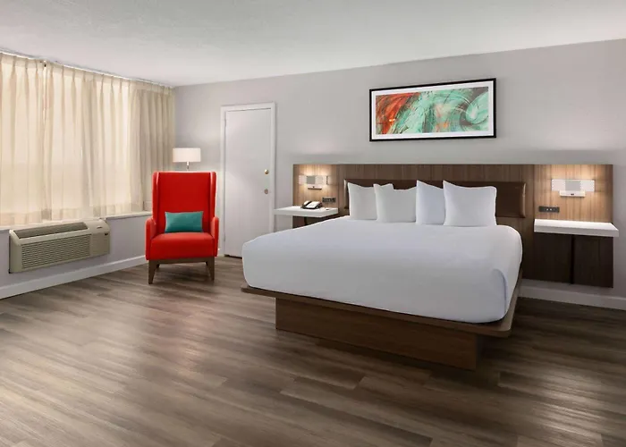 Wyndham Garden Norfolk Downtown