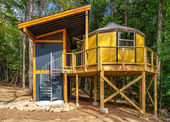 Trekker, Treehouses Cabins And Lodge Rooms