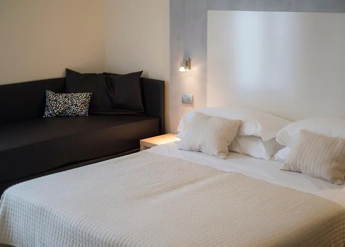 Hotel Ricchi 3 Stelle Superior