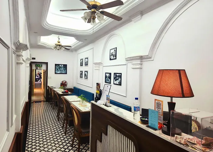 The Ambery Hanoi Boutique Hotel & Travel