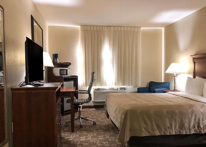 Quality Inn I-70 At Wanamaker