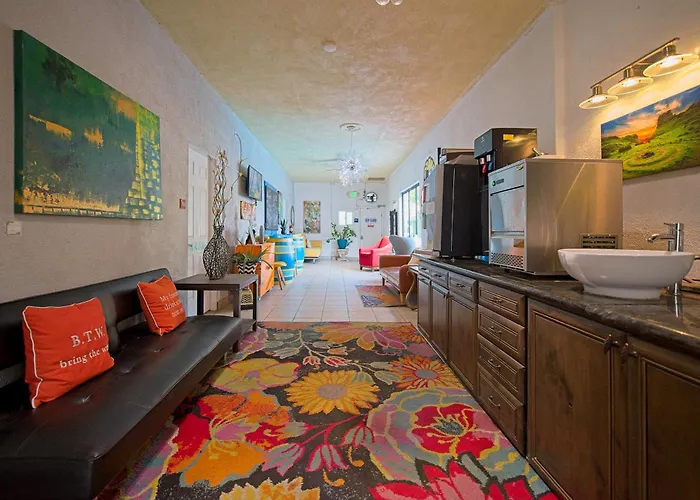 Inn At Palm Springs