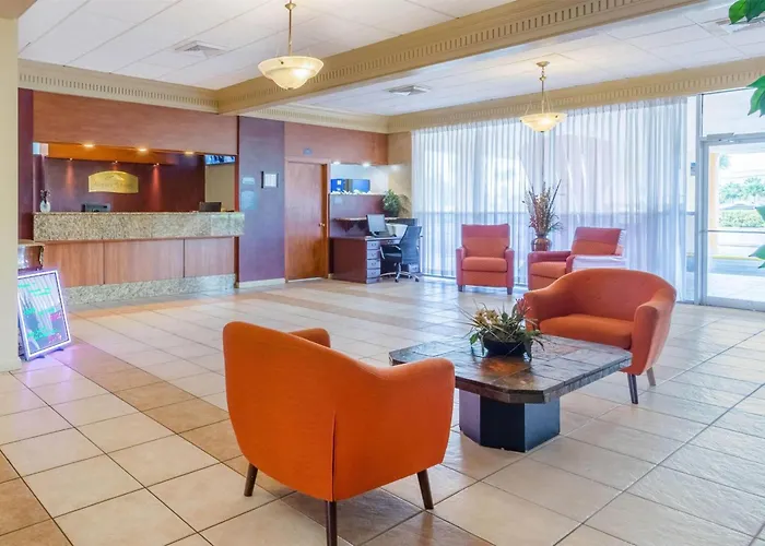 Howard Johnson By Wyndham Lakeland