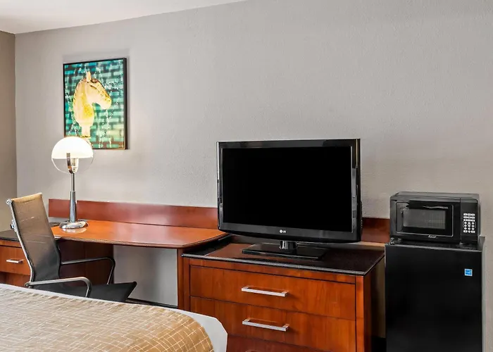 Travelodge By Wyndham Bloomington