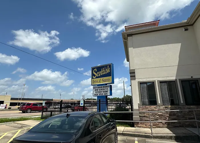 Scottish Inn And Suites