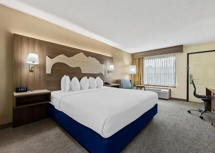Best Western Center Pointe Inn