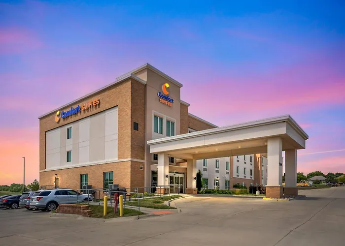 Comfort Suites West Omaha