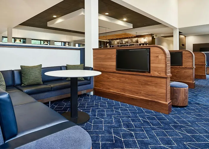 Courtyard By Marriott Boulder Hotel