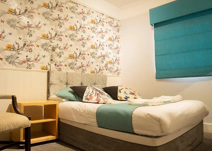 Gatwick Turret Guest House Horley 