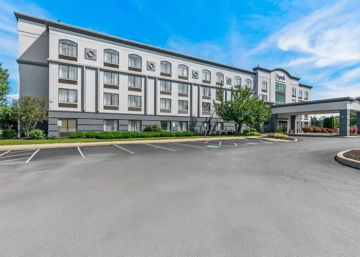 Spark By Hilton Mechanicsburg