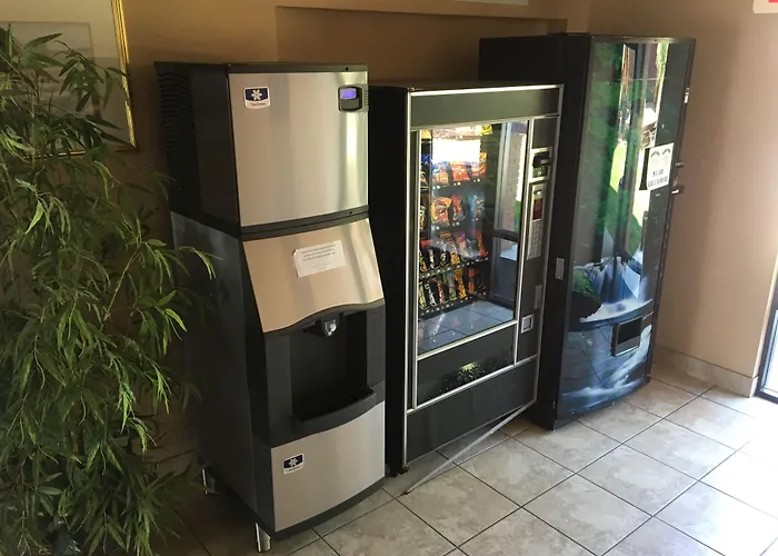 Americas Best Value Inn & Suites Ft Collins E At I-25 Fort Collins