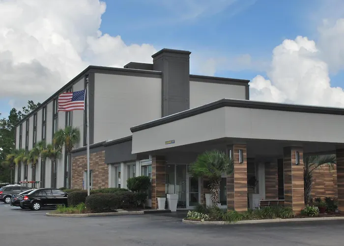 Wyndham Garden Summerville