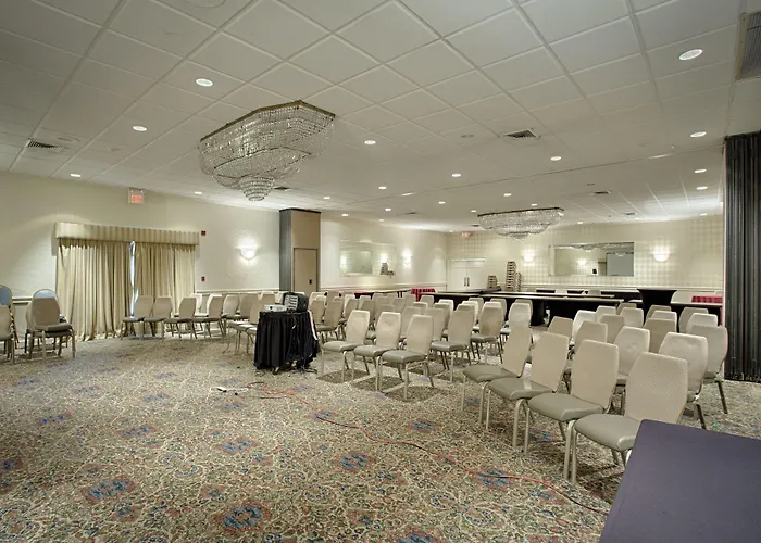 Sandcastle Resort At Lido Beach