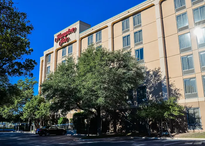 Hampton Inn Austin Nw Near The Domain
