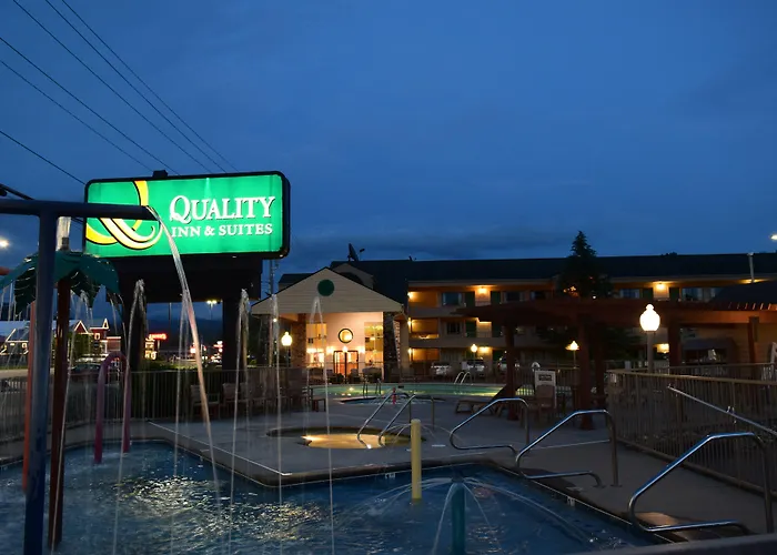 Quality Inn & Suites At Dollywood Lane Pigeon Forge