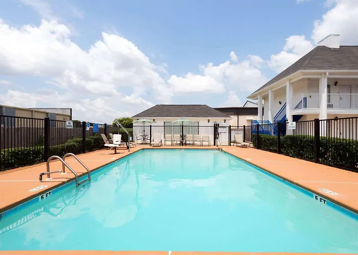 Baymont By Wyndham Prattville - Montgomery