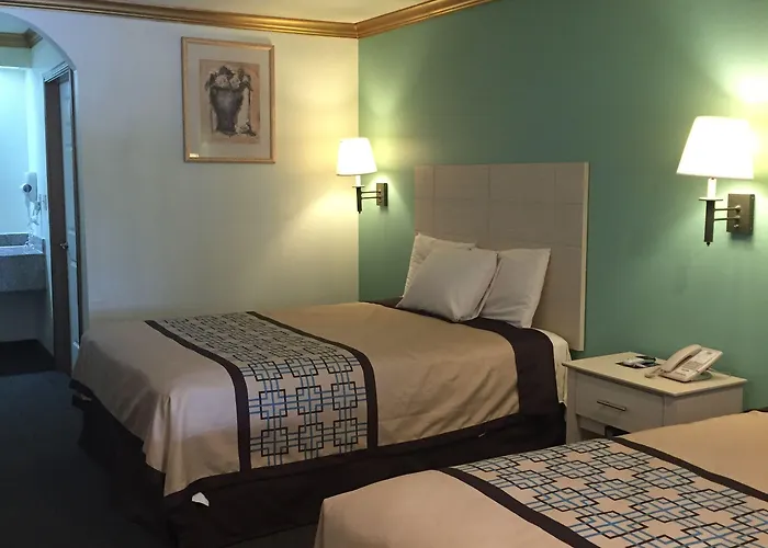 Scottish Inn And Suites Nrg Park/Texas Medical Center - Houston