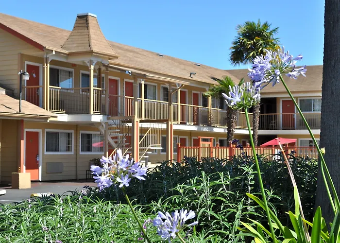 Surestay Hotel By Best Western Santa Cruz