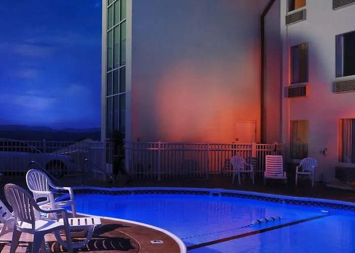 Savannah House Hotel Branson