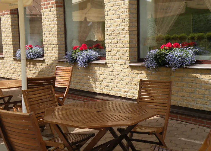 Amicus Hotel