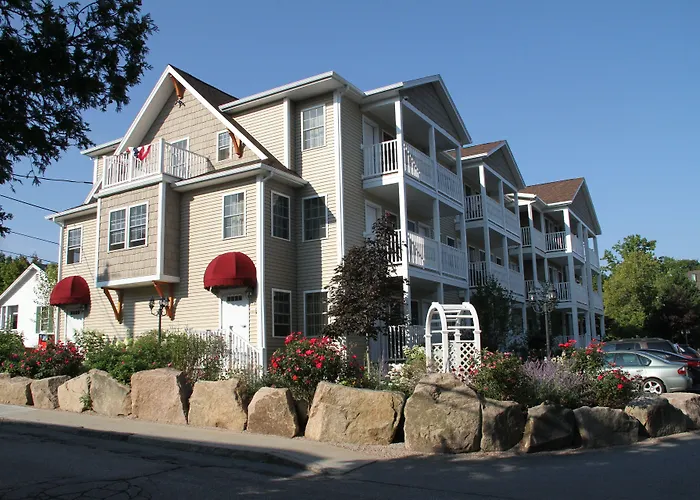 Bar Harbor Manor Hotel