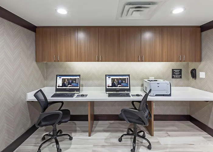 Hampton Inn & Suites Houston-Bush Intercontinental Airport