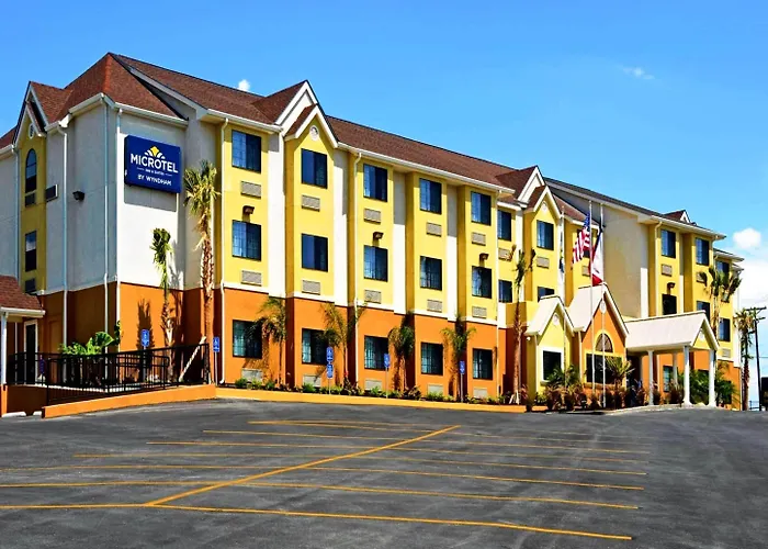 Microtel Inn & Suites By Wyndham New Braunfels I-35