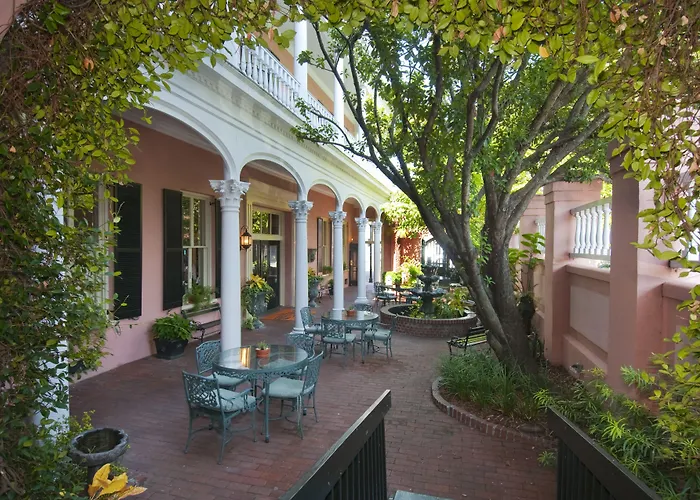 Meeting Street Inn