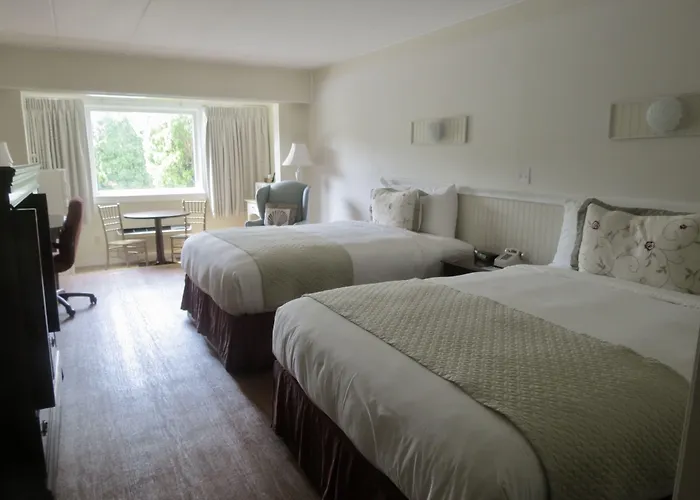 Shoreway Acres Inn & Cape Cod Lodging Falmouth