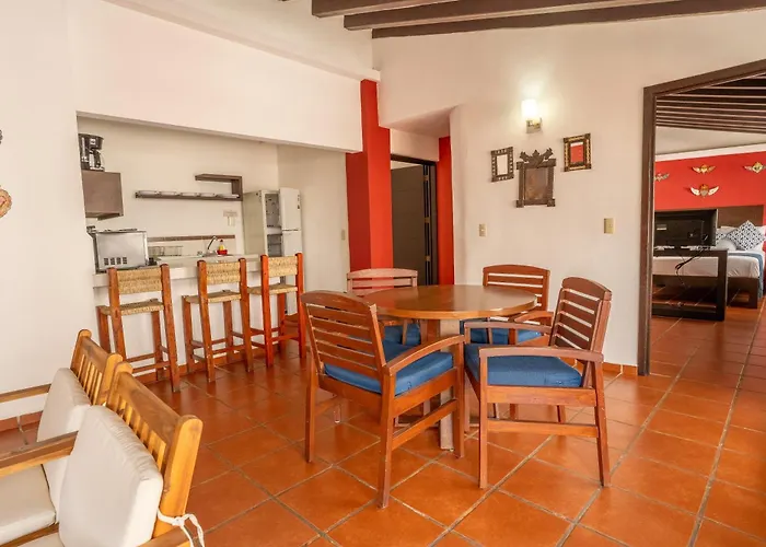 La Iguana Vallarta Lgbt Adults Only - Romantic Zone - Party Clubbing Street