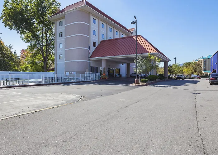 River Bend Inn - Pigeon Forge