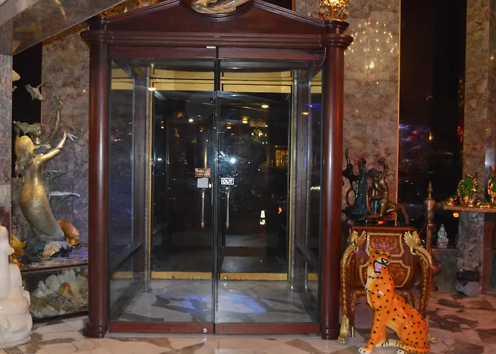 Paris Suites Hotel