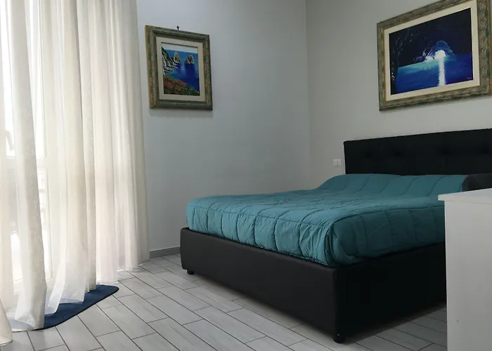 Top Floor Rentrooms Napoli